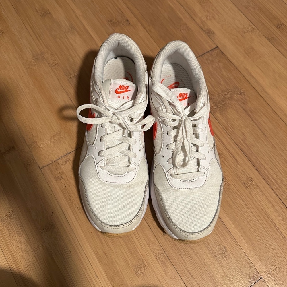 Nike Air Sneakers in White and Red